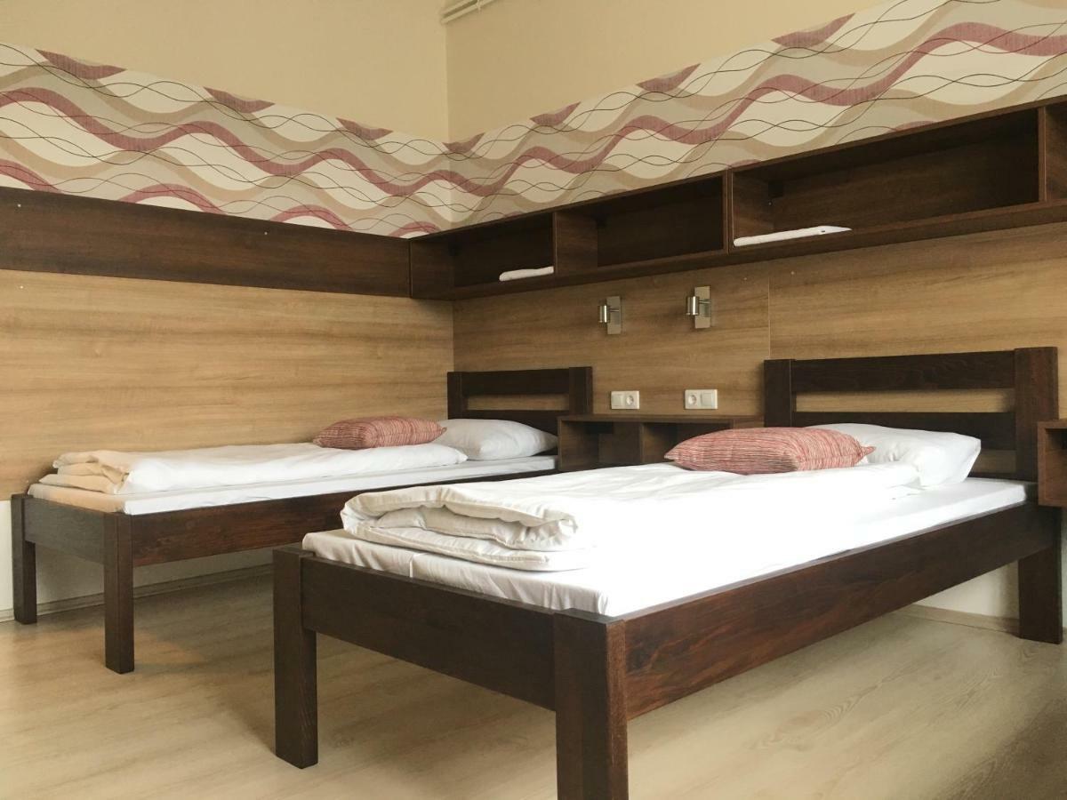 Toronyi Vendeghaz Hotel Luaran gambar